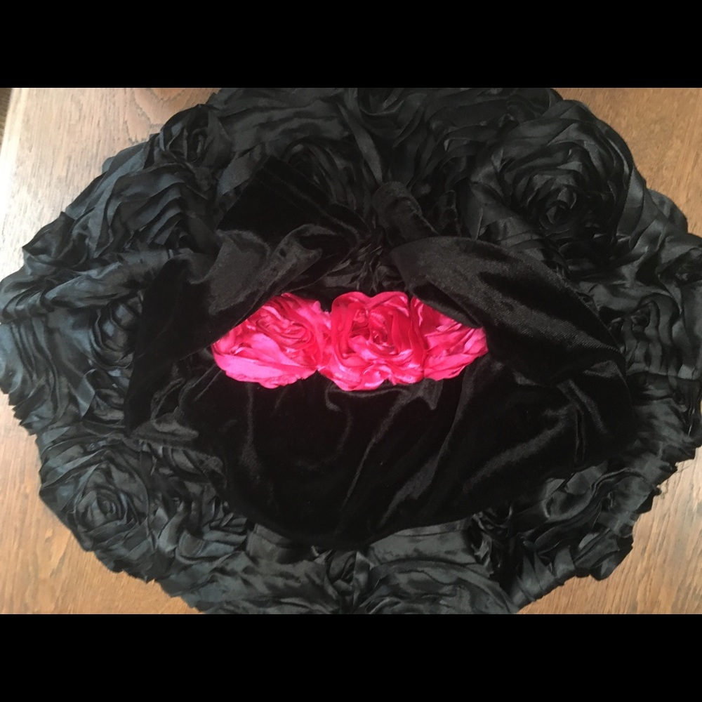 CachCach 24 mo dress/ black velour upper with pink/black roses lower - Picture 4 of 5